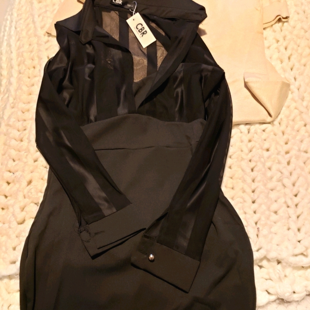 Sexy black with piped sleeves